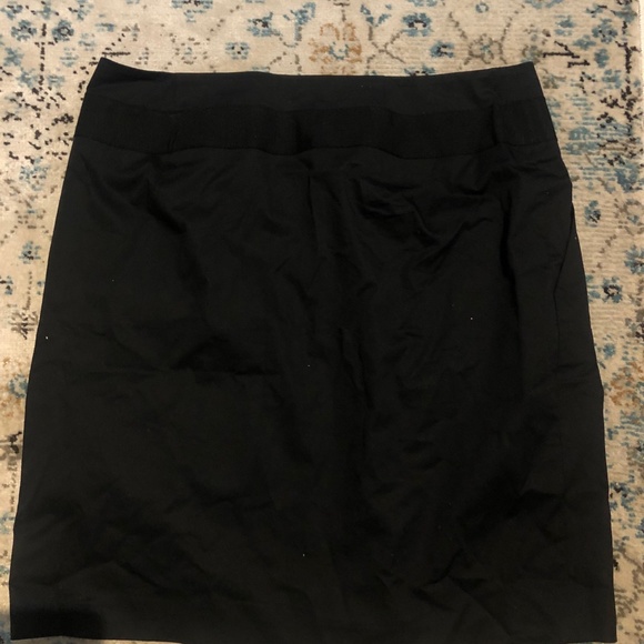 black banana republic pencil skirt - Picture 3 of 4